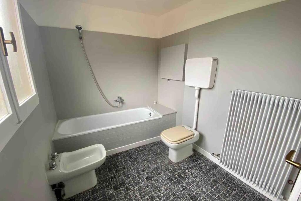 Cheap Apartment Arco Luaran gambar