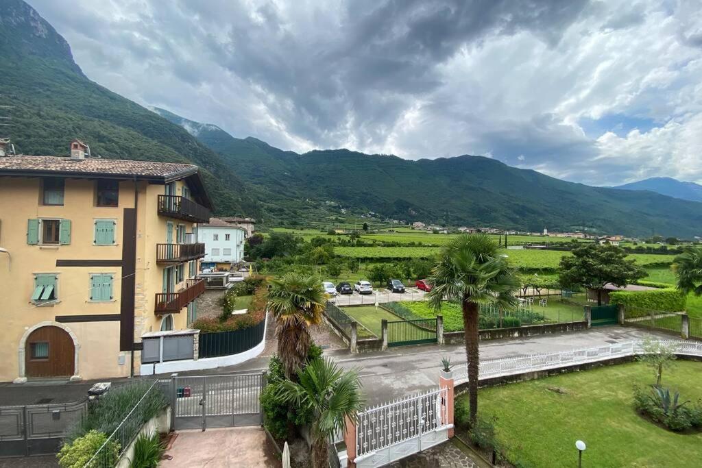 Cheap Apartment Arco Luaran gambar